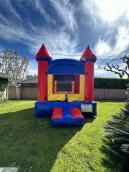 49F77A50 7FB2 4D25 9F39 14E2A0E582BF 1711345092 Classic Bounce House